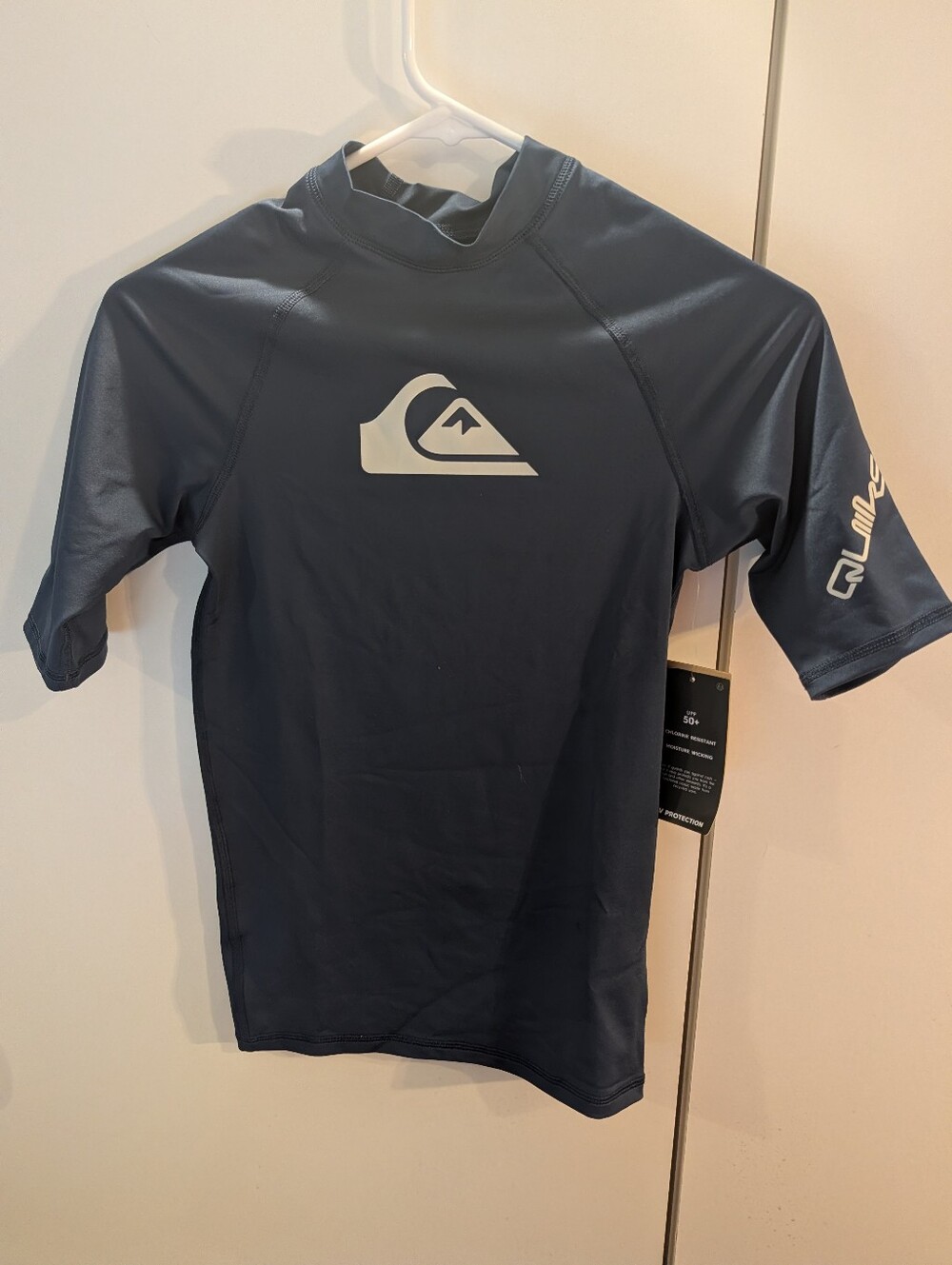 Quiksilver All-time Boys XL/16 Dark Blue Short Sleeve Rash Guard with White Logo